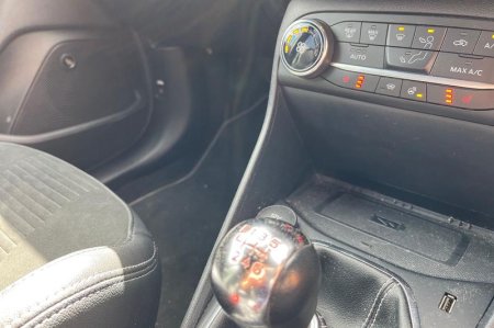2020 Ford Fiesta - photo 37
