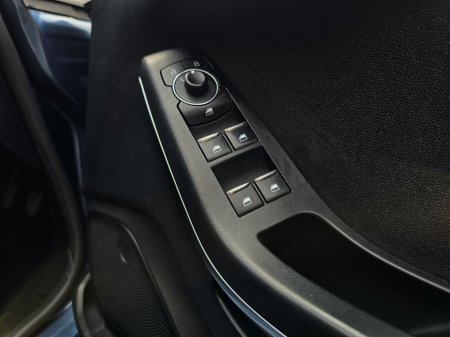 2021 Ford Fiesta - photo 19
