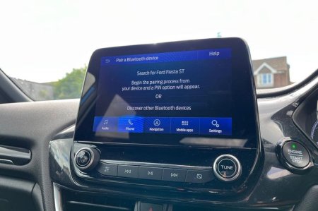 2020 Ford Fiesta - photo 30