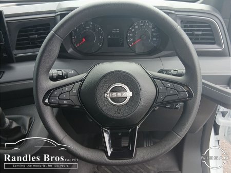 2026 Nissan Interstar - photo 14