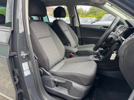 2022 Volkswagen Tiguan - photo 16