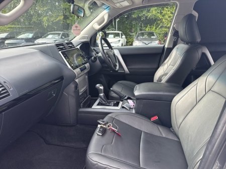 2023 Toyota Land Cruiser - photo 6