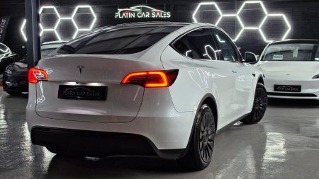 2023 Tesla Model Y - photo 7