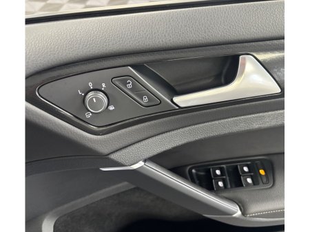 2020 Volkswagen Golf - photo 12