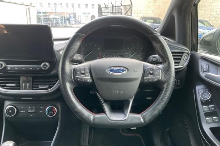 2020 Ford Fiesta - photo 12