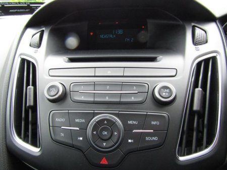 2017 Ford Focus - photo 15