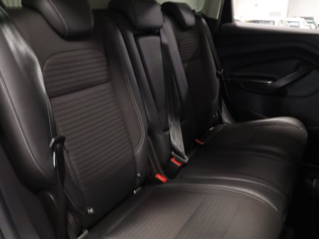 2018 Ford Kuga - photo 24