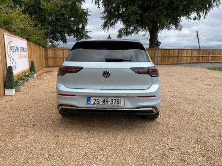 2025 Volkswagen Golf - photo 6
