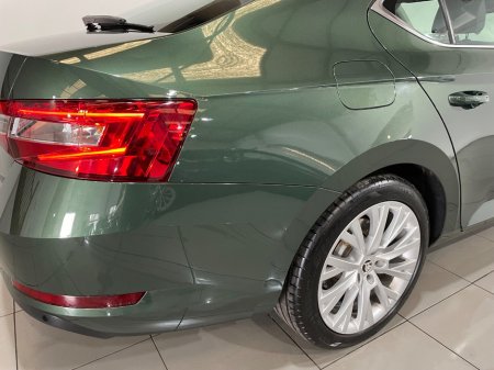 2021 Skoda Superb - photo 8