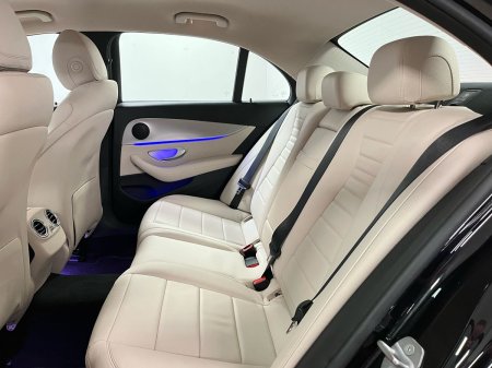 2017 Mercedes-Benz E-Class - photo 4