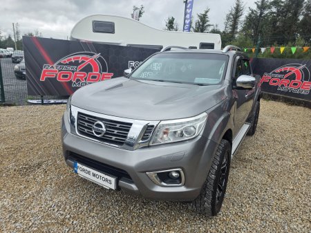 2017 Nissan Navara - photo 2