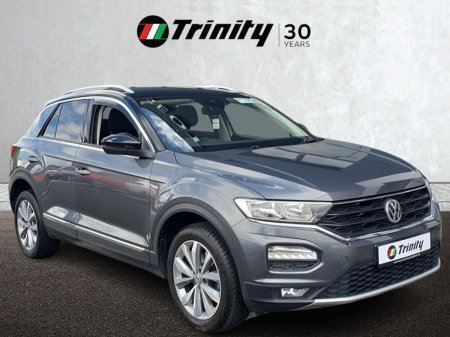 2019 Volkswagen T-Roc ** DESIGN MODEL STUNNING CAR ** 115BHP  ** TRINITY MOTORS **