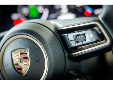 2024 Porsche Taycan - photo 42