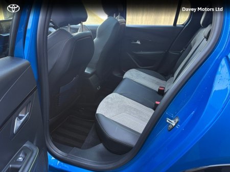 2020 Peugeot 208 - photo 6