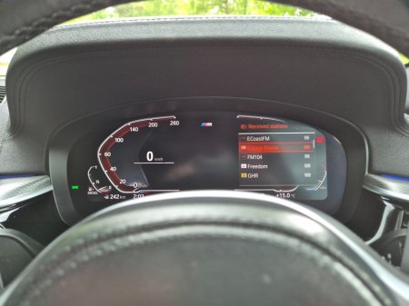 2020 BMW 5-Series - photo 18