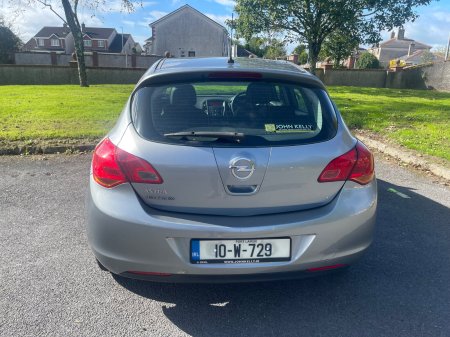 2010 Opel Astra - photo 5