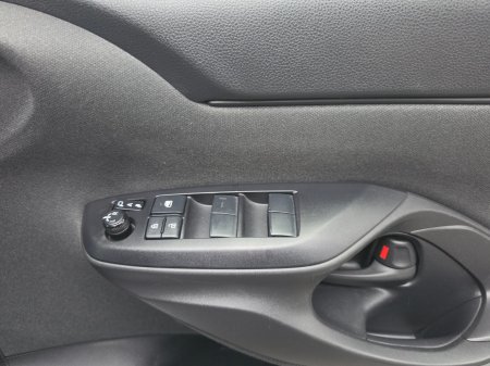 2021 Toyota Yaris Cross - photo 26