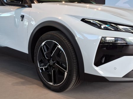 2026 Peugeot 408 - photo 12