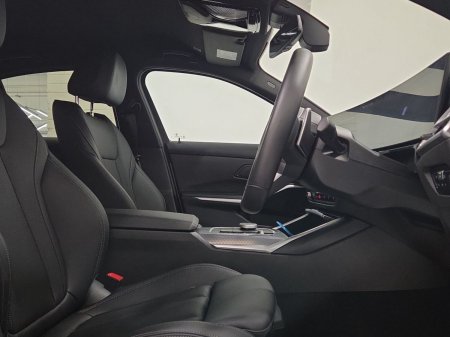 2026 BMW 3-Series - photo 12