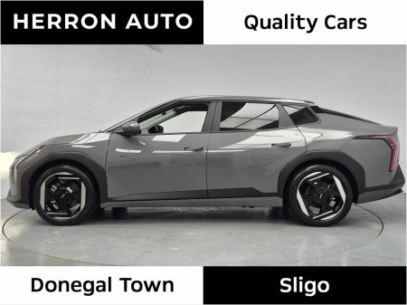 2027 Kia EV4 - photo 2