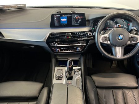 2018 BMW 5-Series - photo 4