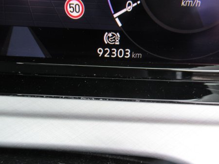 2023 Volkswagen Golf - photo 3