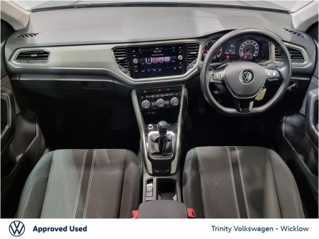 2021 Volkswagen T-Roc - photo 2
