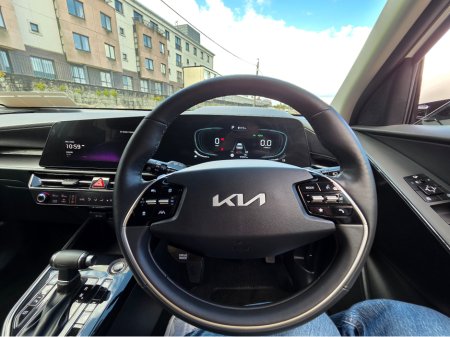 2024 Kia Niro - photo 14