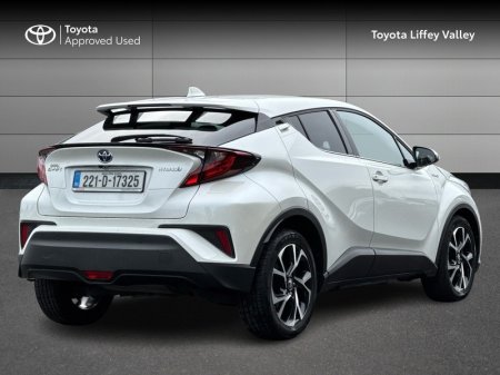 2022 Toyota C-HR - photo 2