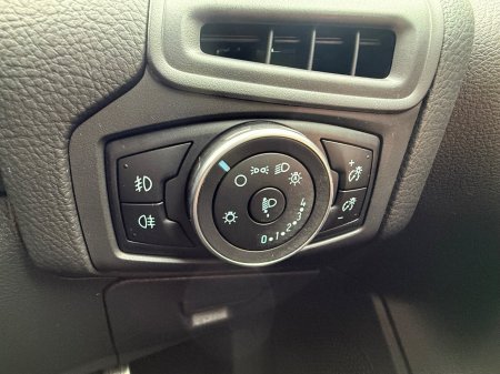 2018 Ford Focus - photo 18