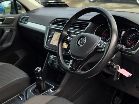 2019 Volkswagen Tiguan - photo 24