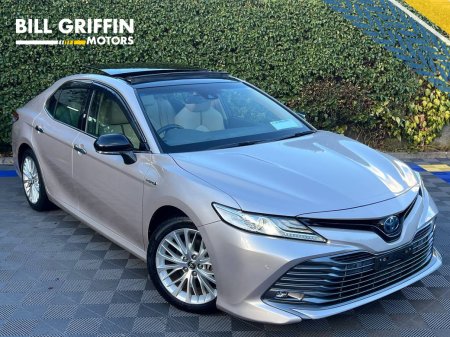 2018 Toyota Camry G-LEATHER EDITION 2.5 HYBRID AUTO // OPENING PAN ROOF // LEATHER POWERED & HEATED SEATS // ADAPTIVE