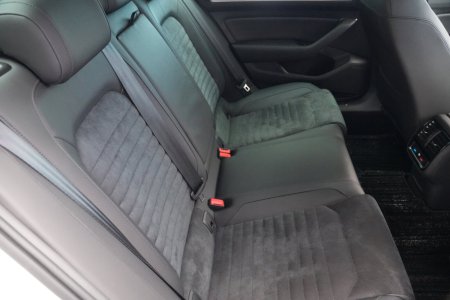 2020 Volkswagen Passat - photo 16