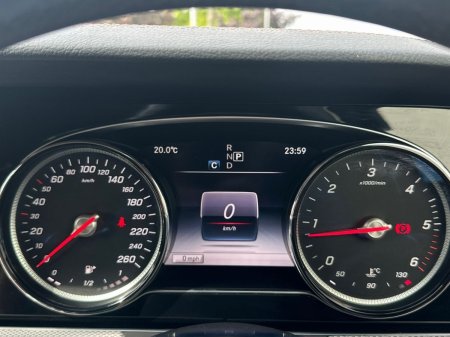 2017 Mercedes-Benz E-Class - photo 16