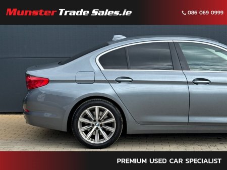 2019 BMW 5-Series - photo 2