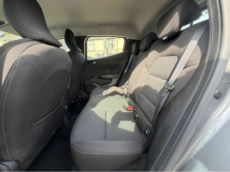 2023 Renault Clio - photo 20