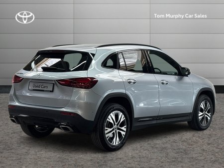 2024 Mercedes-Benz GLA - photo 2