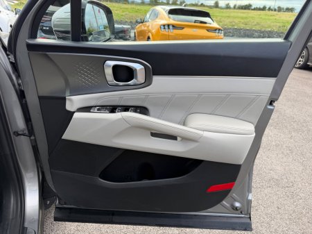 2021 Kia Sorento - photo 17