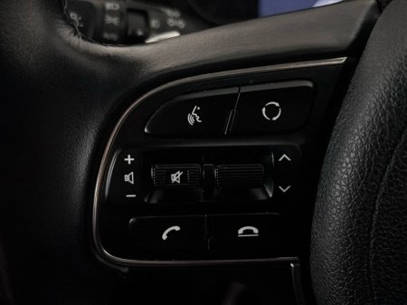 2022 Kia Niro - photo 22
