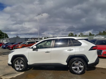 2021 Toyota RAV4 - photo 5
