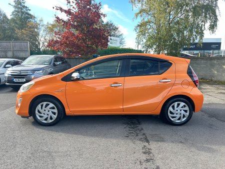 2015 Toyota Aqua - photo 9
