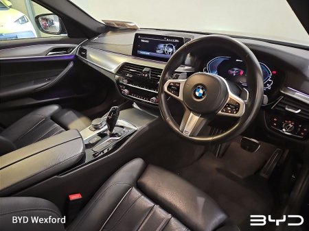 2019 BMW 5-Series - photo 8