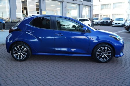 2022 Toyota Yaris - photo 3