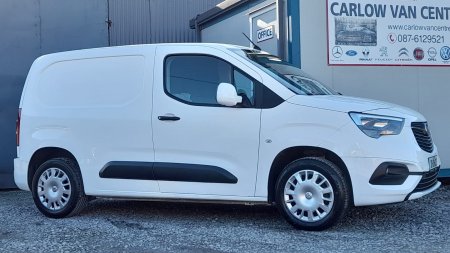 2021 Vauxhall Combo - photo 2