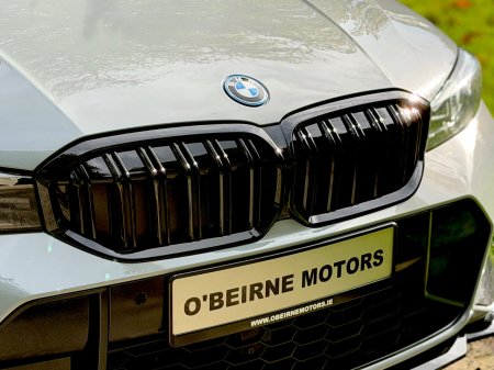 2023 BMW 3-Series - photo 23