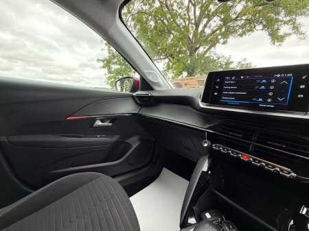 2020 Peugeot 208 - photo 27