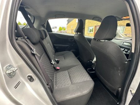 2014 Toyota Yaris - photo 8