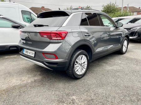 2023 Volkswagen T-Roc - photo 13