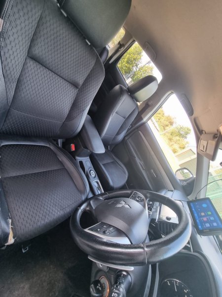 2014 Mitsubishi Outlander - photo 11