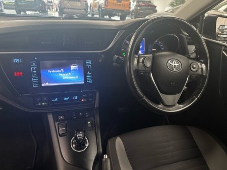 2017 Toyota Auris - photo 8